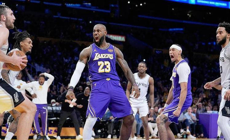 爱游戏-关于NBA常规赛今晨再迎强敌,亚特兰大豪取连胜,主帅态度——目标明确,球探报告显示潜力的信息